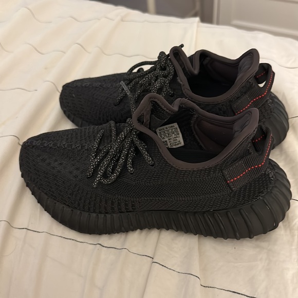 Yeezy boost 350 v2 black - Picture 2 of 6